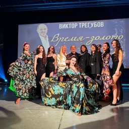 Музыкальный декабрь: Трегубов и его "Время Золото" Музыкальный декабрь: Трегубов и его "Время Золото"